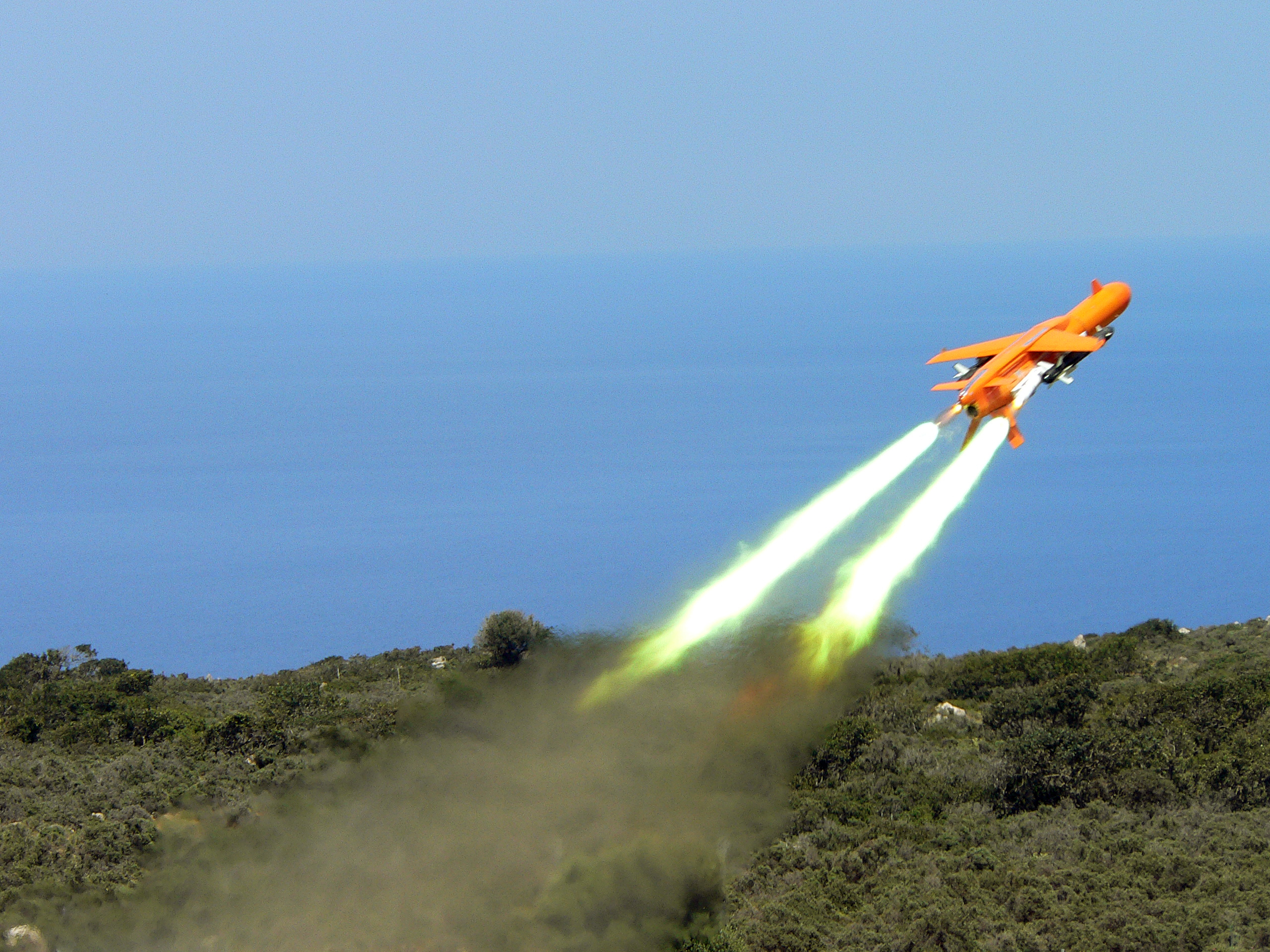 New V2 version of Leonardo's Mirach 100/5 target drone secures